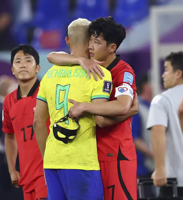 关于孙兴慜赛后谦逊发言登热搜，利雅得新月鏖战洛杉矶快船引发热议的信息